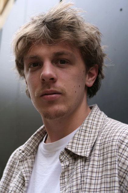 Подборка фильмов с Седрик Дюран online на Emblix