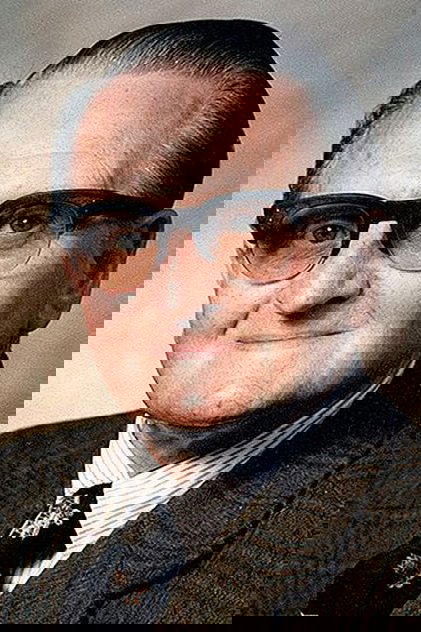 Подборка фильмов с Barry Gray online на Emblix