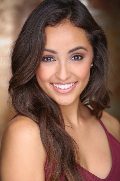 Подборка фильмов с Cassie Hernandez online на Emblix