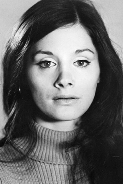 Подборка фильмов с Laura Cannon online на Emblix