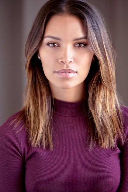 Подборка фильмов с Vanessa Curry online на Emblix