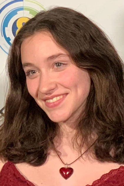 Подборка фильмов с Avery Alexandra online на Emblix