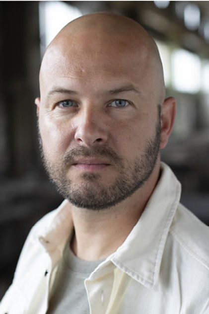 Подборка фильмов с Стан ван Саманг online на Emblix