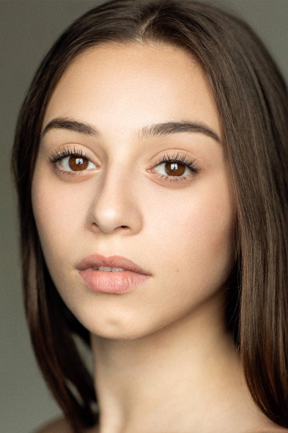 Подборка фильмов с Aliye Honey online на Emblix