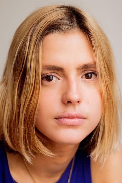 Подборка фильмов с Emma Ravier online на Emblix