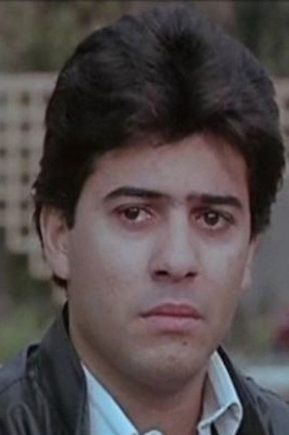 Подборка фильмов с Мохсен Мохиэддин online на Emblix