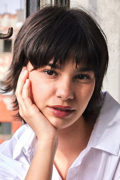 Подборка фильмов с Meyra Ahsen Temel online на Emblix