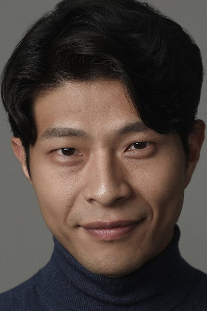 Подборка фильмов с 김용석 online на Emblix