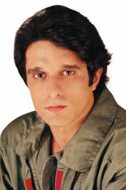 Подборка фильмов с Талес Пан Чакон online на Emblix