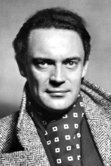 Подборка фильмов с Густав Диссль online на Emblix