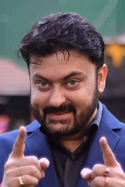 Подборка фильмов с Сахеб Чаттерджи online на Emblix