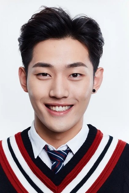 Подборка фильмов с 袁銘澤 online на Emblix