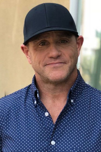 Подборка фильмов с Крис Белл online на Emblix