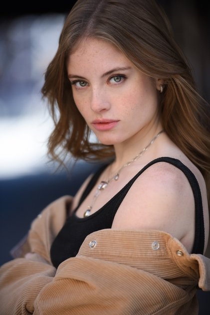 Подборка фильмов с Isabelle Poloner online на Emblix