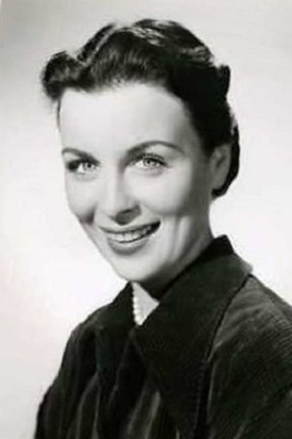 Подборка фильмов с Констанс Смит online на Emblix