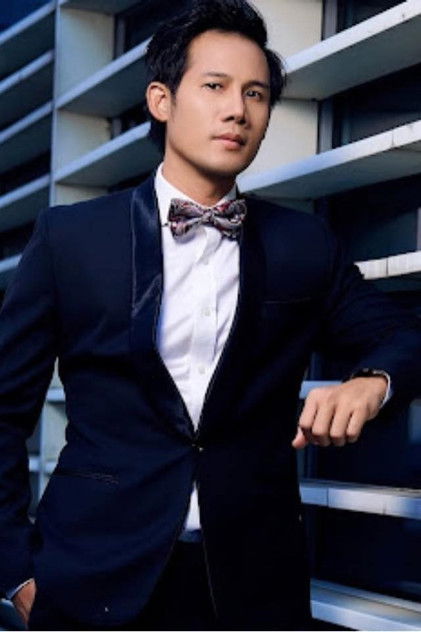 Подборка фильмов с Си Цзиньпин online на Emblix