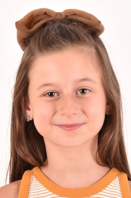 Подборка фильмов с Eylül Şenocak online на Emblix