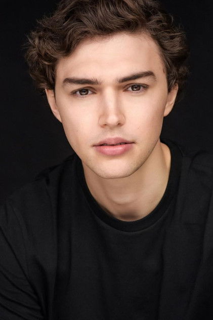 Подборка фильмов с Энтони Форрест online на Emblix