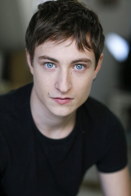 Подборка фильмов с Elias Hauter online на Emblix