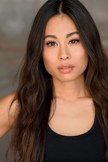 Подборка фильмов с Paulina Nguyen online на Emblix