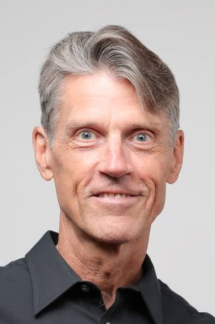 Подборка фильмов с Генри Уильям Брандс online на Emblix