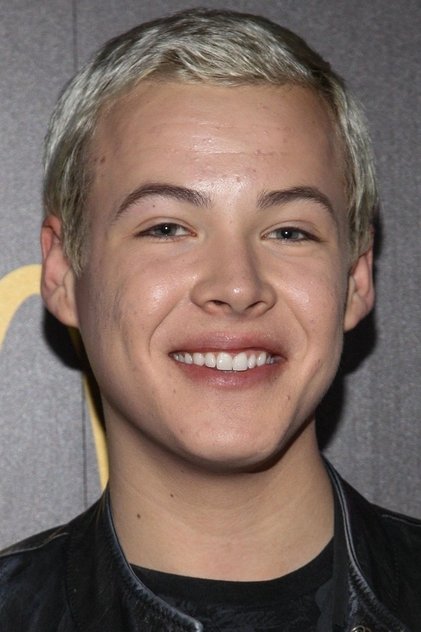 Подборка фильмов с Лайл Леттау online на Emblix