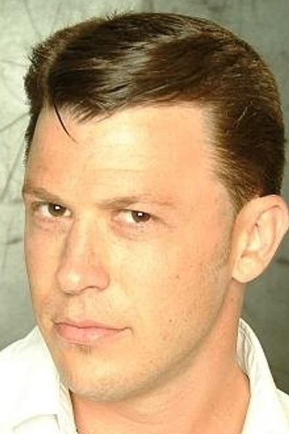 Подборка фильмов с Джонни Мейер online на Emblix