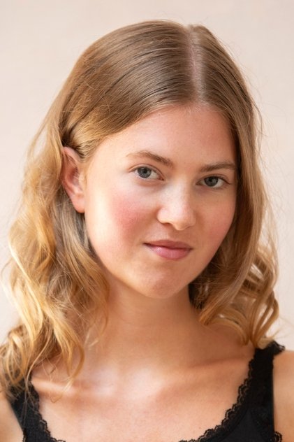 Подборка фильмов с Nina Barnett online на Emblix