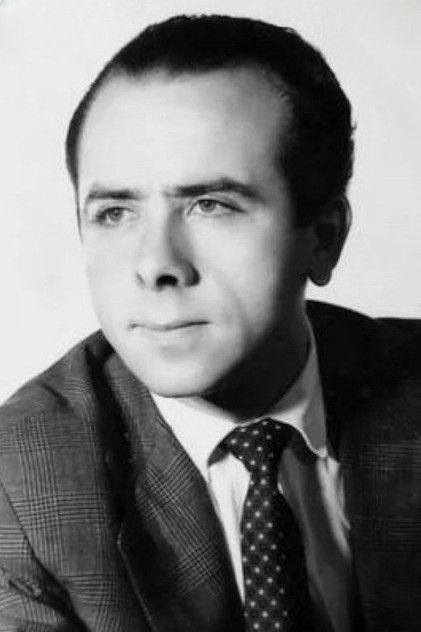 Подборка фильмов с Франсиско Камойрас online на Emblix