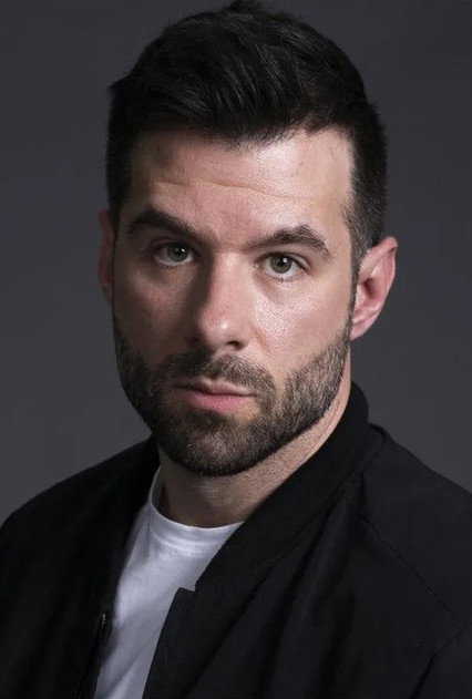 Подборка фильмов с Curtis Steeksma online на Emblix
