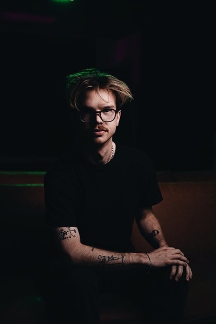 Подборка фильмов с Нико Лавачек online на Emblix