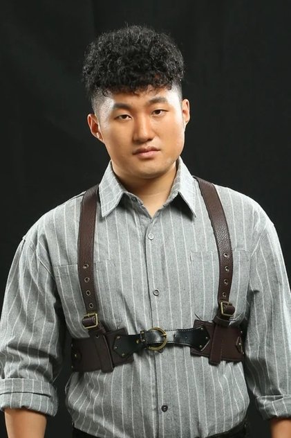 Подборка фильмов с Guan Xiangyun online на Emblix