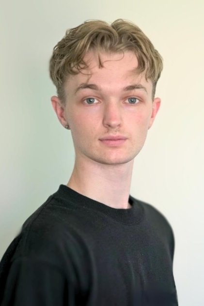 Подборка фильмов с Питер Салливан online на Emblix