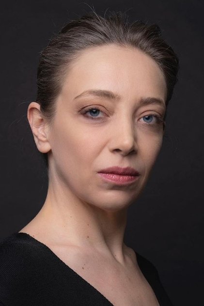 Подборка фильмов с Эдже Эрджан online на Emblix