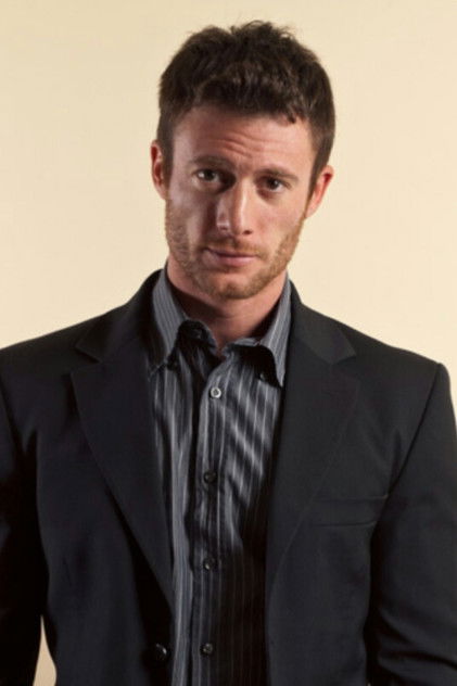 Подборка фильмов с Томмазо Капорали online на Emblix