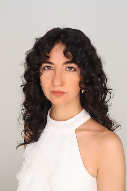 Подборка фильмов с Emily Bendeck Garay online на Emblix