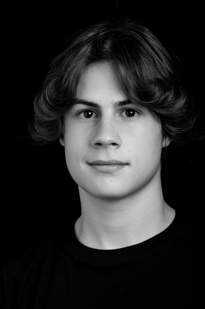 Подборка фильмов с Авен Кампау online на Emblix
