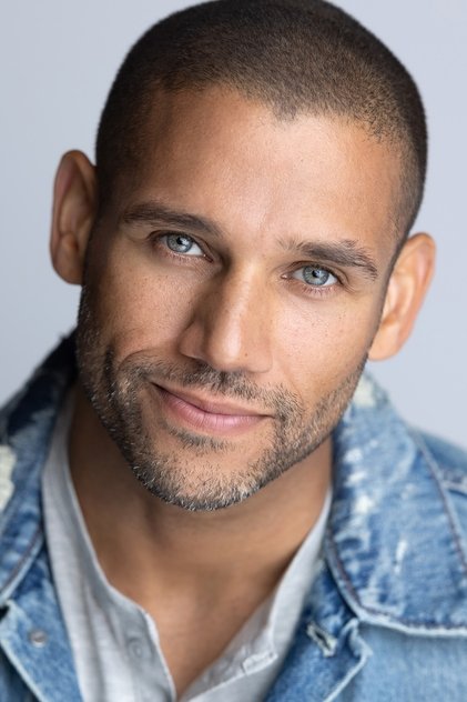 Подборка фильмов с Мишель Куриэль online на Emblix