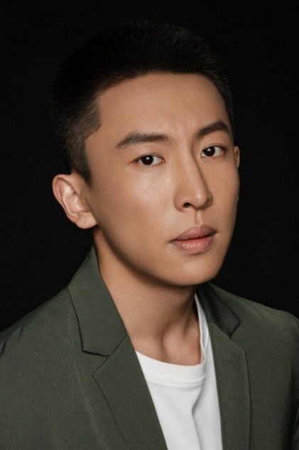 Подборка фильмов с 侯佳伟 online на Emblix