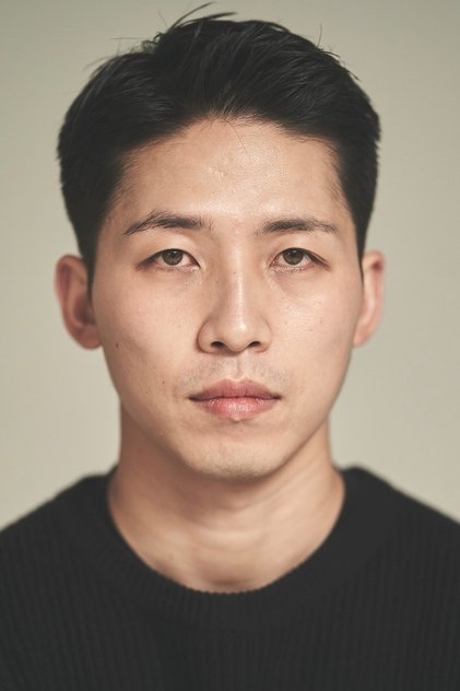 Подборка фильмов с Kim Young-taek online на Emblix