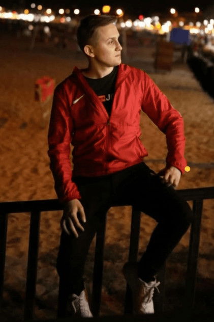 Подборка фильмов с Алперен Селви online на Emblix