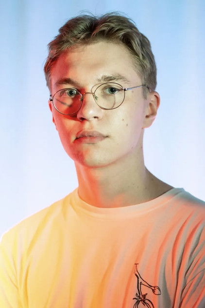 Подборка фильмов с Magnar-Stig Virgo online на Emblix