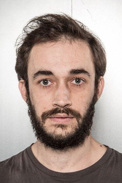 Подборка фильмов с Арис Балис online на Emblix