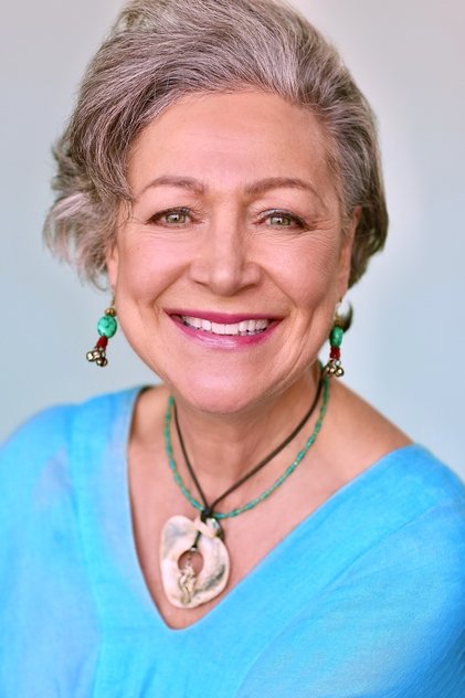 Подборка фильмов с Helen Minassian online на Emblix