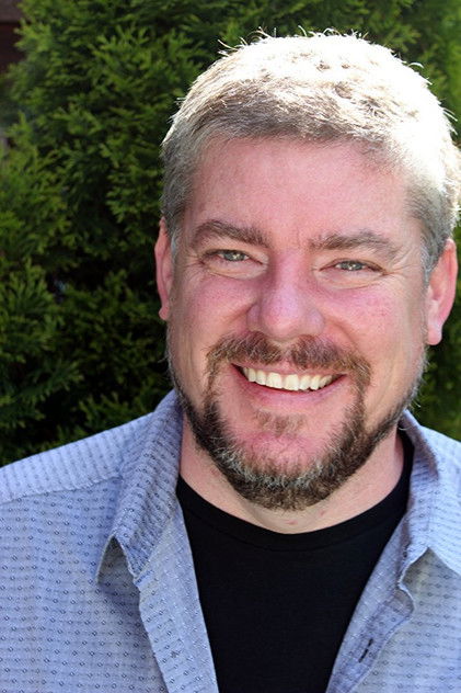 Подборка фильмов с Dan Nachtrab online на Emblix