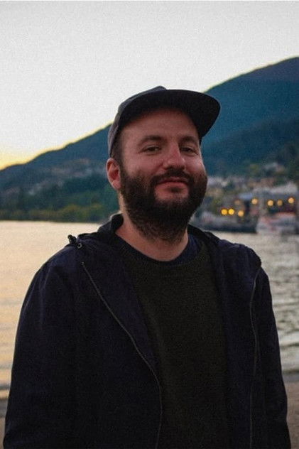 Подборка фильмов с Макс Миллер online на Emblix