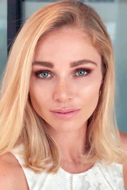 Подборка фильмов с Alyssa Julia Smith online на Emblix
