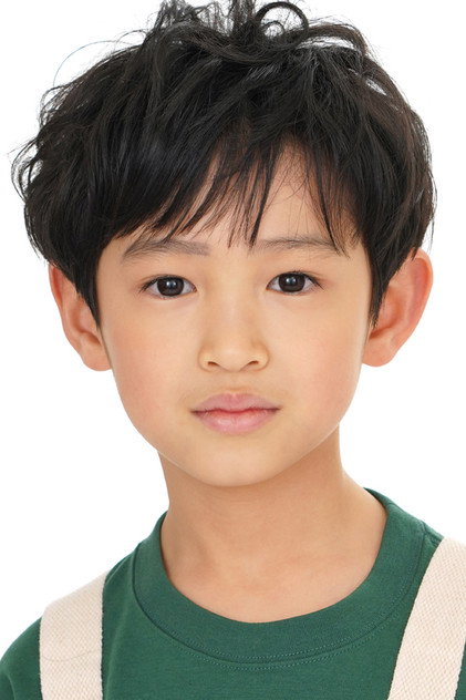 Подборка фильмов с 木村優来 online на Emblix