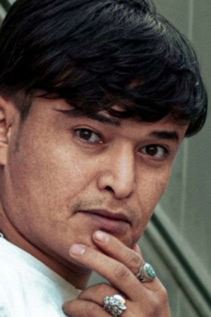 Подборка фильмов с Malik Akhlaqi online на Emblix