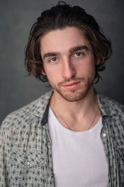 Подборка фильмов с Алдоус Чокайло Сквайр online на Emblix